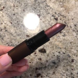 MAC CALIENTE LIPSTICK
